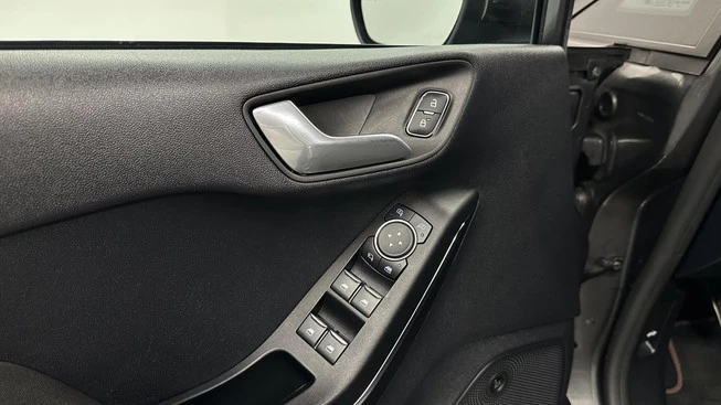 Ford Fiesta - Afbeelding 20 van 30