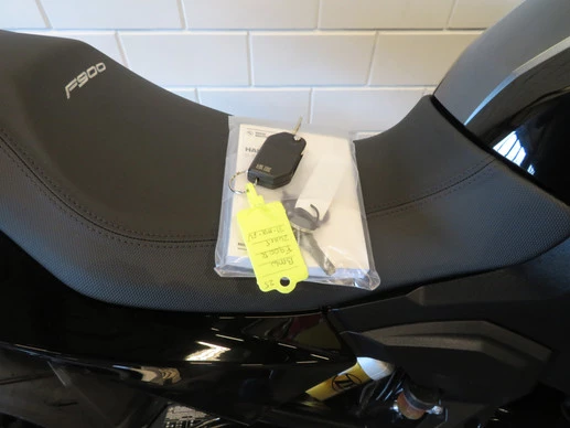 BMW F 900 R - Afbeelding 13 van 15