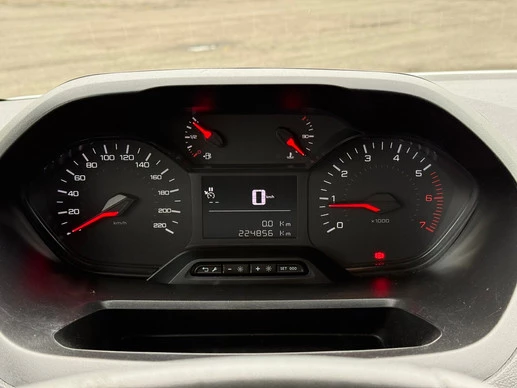 Peugeot Partner - Afbeelding 9 van 27