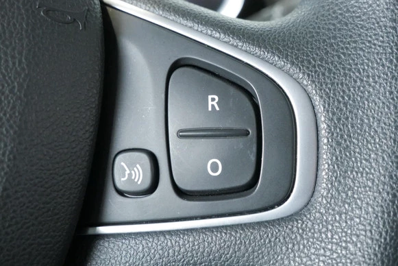 Renault Clio - Afbeelding 16 van 30