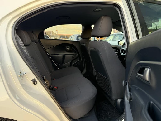 Kia Rio - Afbeelding 10 van 30