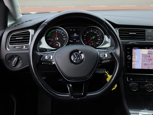 Volkswagen e-Golf - Afbeelding 9 van 28