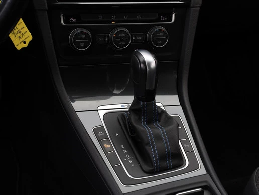 Volkswagen e-Golf - Afbeelding 15 van 28