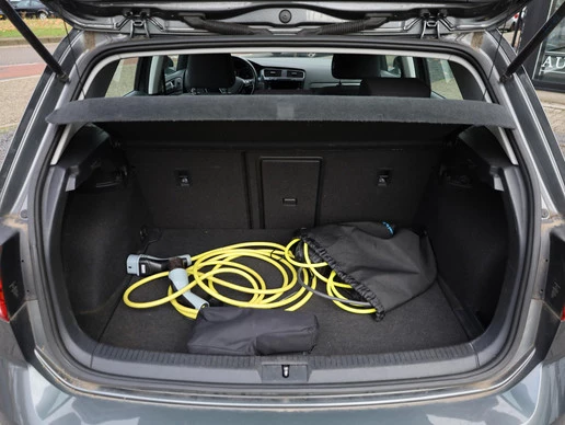 Volkswagen e-Golf - Afbeelding 18 van 28