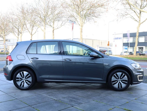 Volkswagen e-Golf - Afbeelding 20 van 28