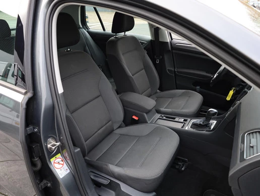 Volkswagen e-Golf - Afbeelding 26 van 28