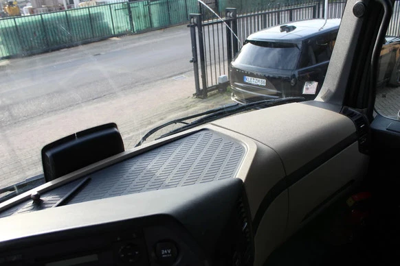 Mercedes-Benz Actros - Afbeelding 17 van 20