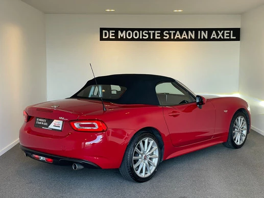 Fiat 124 Spider - Afbeelding 15 van 30