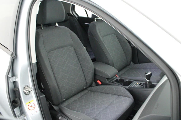 Volkswagen Golf - Afbeelding 2 van 30