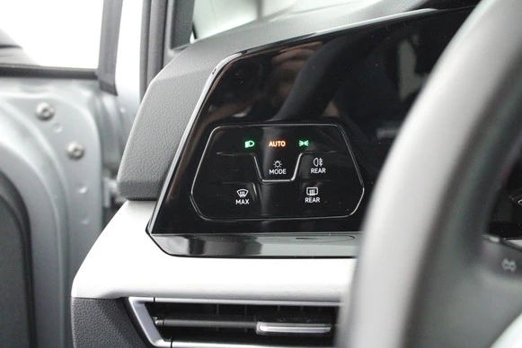 Volkswagen Golf - Afbeelding 14 van 30