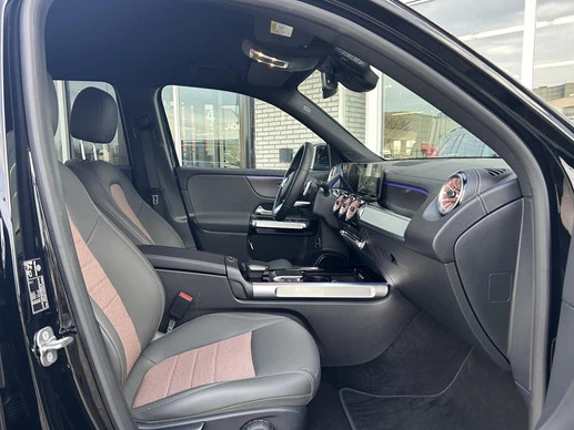 Mercedes-Benz EQB - Afbeelding 10 van 30