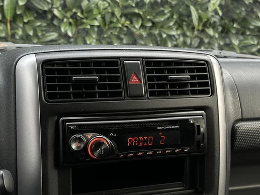 Suzuki Jimny - Afbeelding 13 van 30