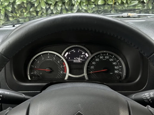 Suzuki Jimny - Afbeelding 28 van 30