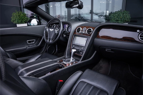 Bentley Continental GT - Afbeelding 11 van 30