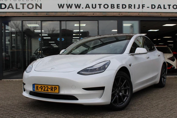 Tesla Model 3 - Afbeelding 2 van 17
