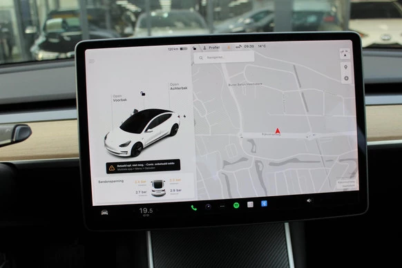 Tesla Model 3 - Afbeelding 15 van 17