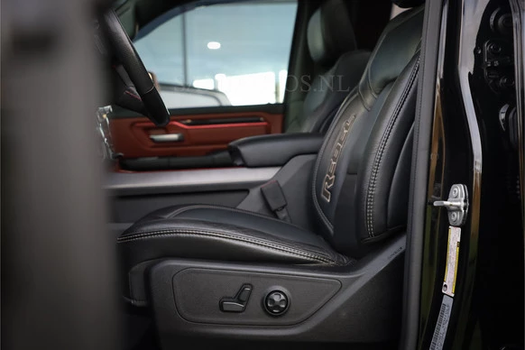 Dodge Ram 1500 - Afbeelding 28 van 30