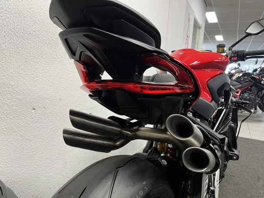 MV Agusta Brutale - Afbeelding 12 van 23
