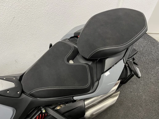 MV Agusta Brutale - Afbeelding 21 van 23