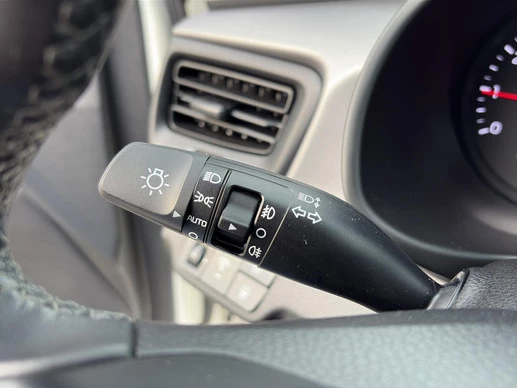 Kia Rio - Afbeelding 10 van 22