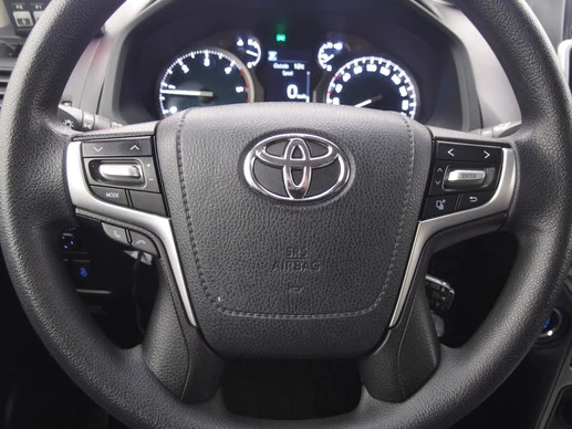 Toyota Land Cruiser - Afbeelding 18 van 30
