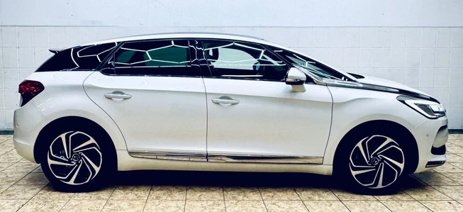 DS DS 5 - Afbeelding 2 van 30