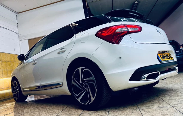 DS DS 5 - Afbeelding 3 van 30