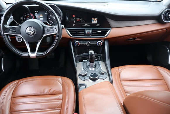 Alfa Romeo Giulia - Afbeelding 2 van 29