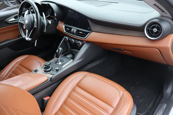 Alfa Romeo Giulia - Afbeelding 8 van 29