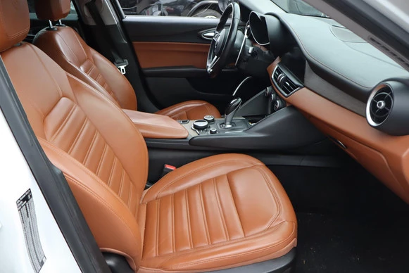 Alfa Romeo Giulia - Afbeelding 10 van 29