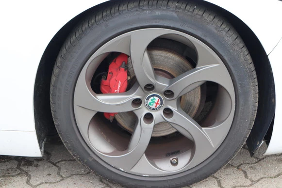 Alfa Romeo Giulia - Afbeelding 12 van 29