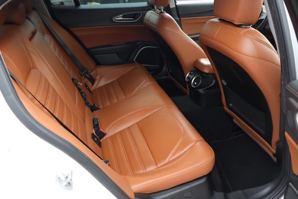 Alfa Romeo Giulia - Afbeelding 13 van 29
