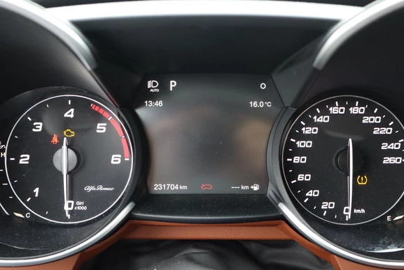 Alfa Romeo Giulia - Afbeelding 25 van 29