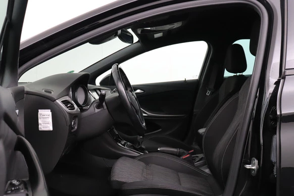 Opel Astra - Afbeelding 9 van 26