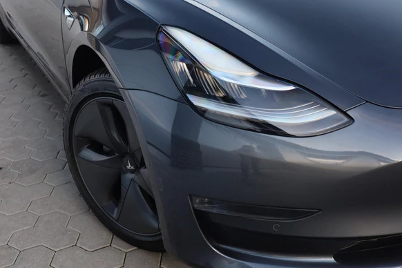 Tesla Model 3 - Afbeelding 9 van 20