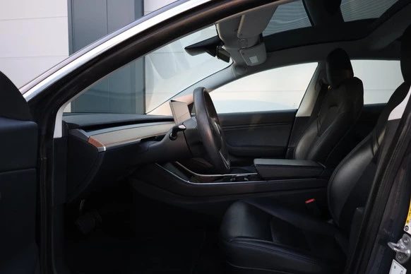 Tesla Model 3 - Afbeelding 12 van 20