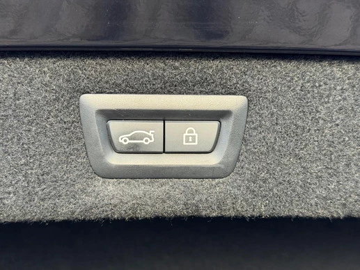 BMW 8 Serie - Afbeelding 16 van 30