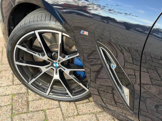 BMW 8 Serie - Afbeelding 19 van 30