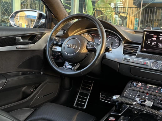 Audi S8 - Afbeelding 9 van 30
