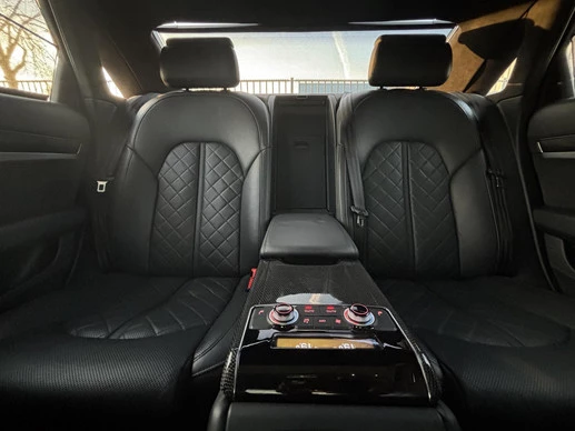 Audi S8 - Afbeelding 21 van 30