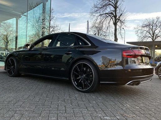 Audi S8 - Afbeelding 24 van 30