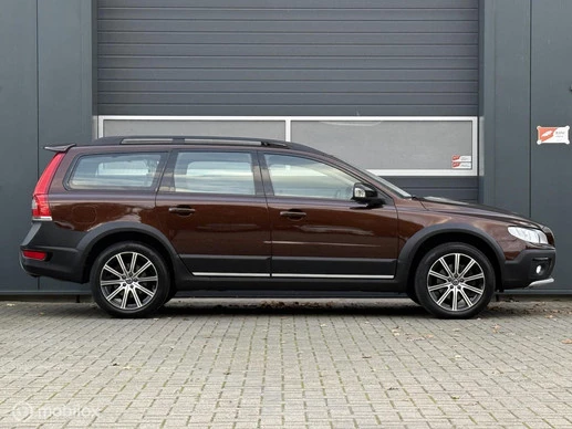 Volvo XC70 - Afbeelding 1 van 30