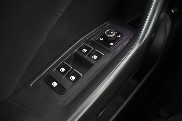 Volkswagen T-Roc - Afbeelding 17 van 26