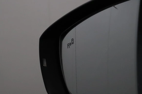 Volkswagen T-Roc - Afbeelding 18 van 26