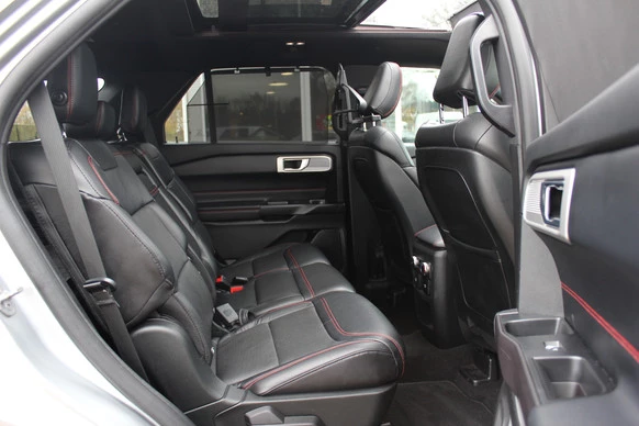 Ford Explorer - Afbeelding 12 van 30