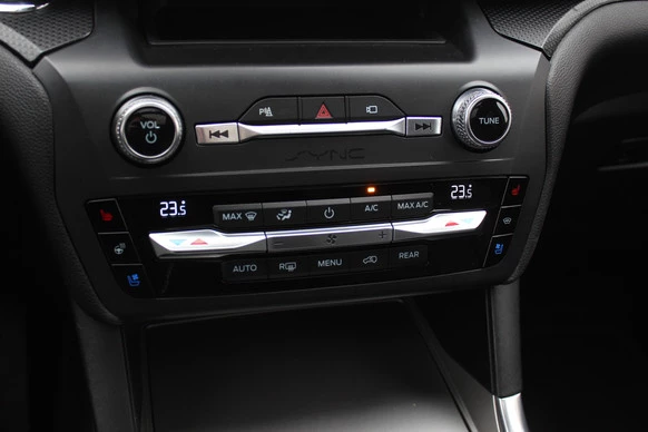 Ford Explorer - Afbeelding 27 van 30