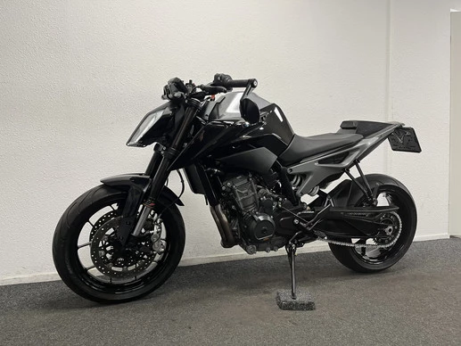 KTM 790 Duke - Afbeelding 14 van 22