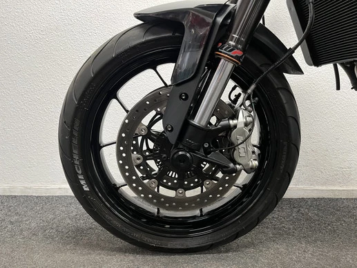 KTM 790 Duke - Afbeelding 16 van 22