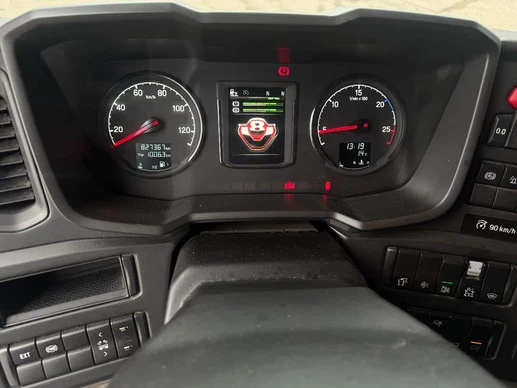 Scania R - Afbeelding 15 van 18