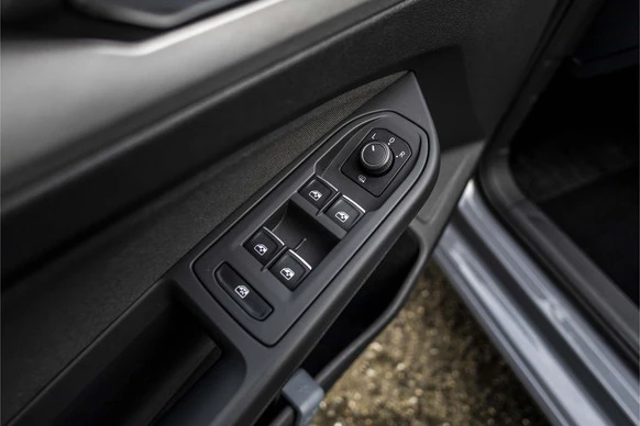 Volkswagen Golf - Afbeelding 22 van 30